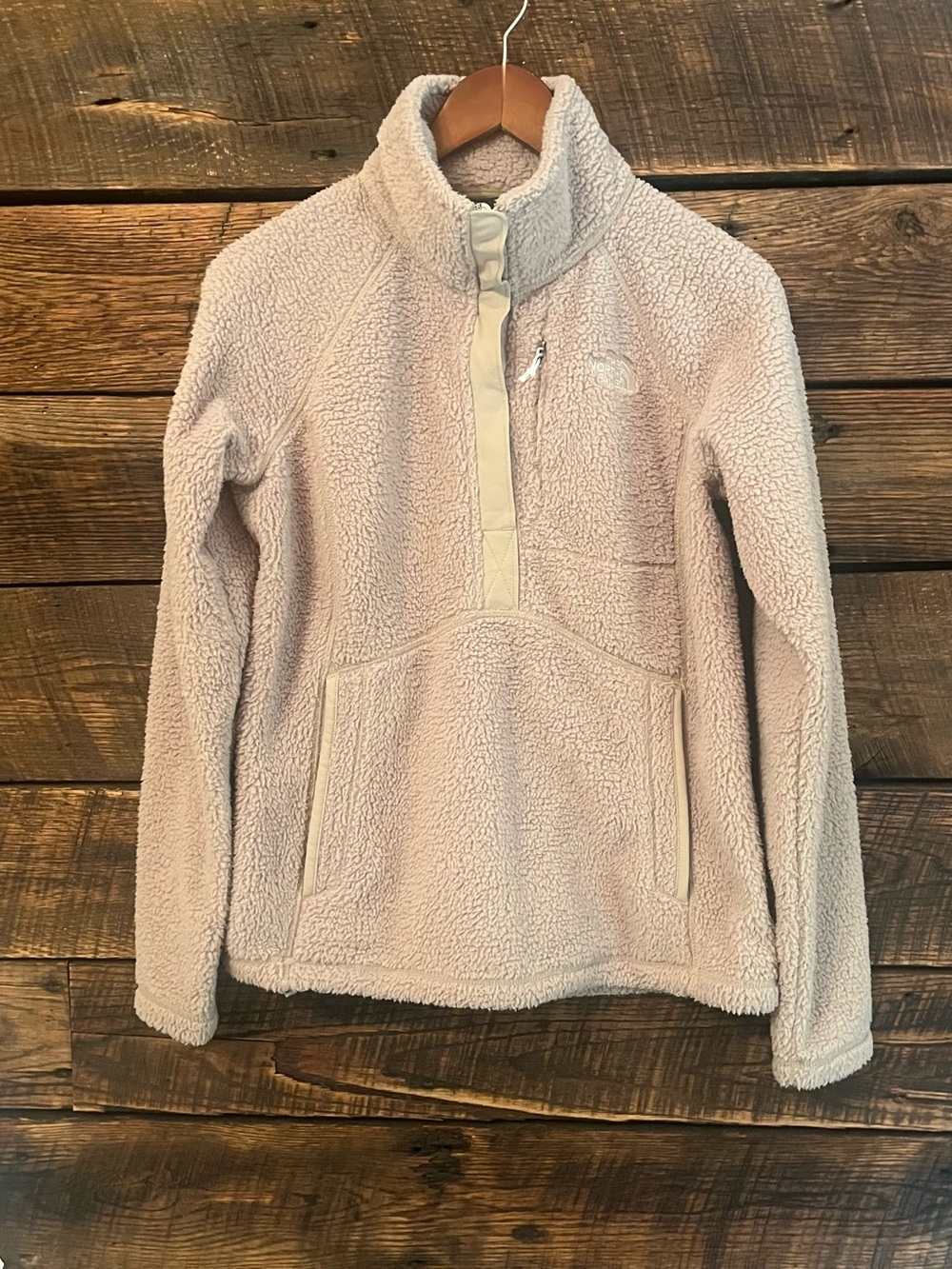 Patagonia fleece pullover snap front beige mock neck pockets women’s small